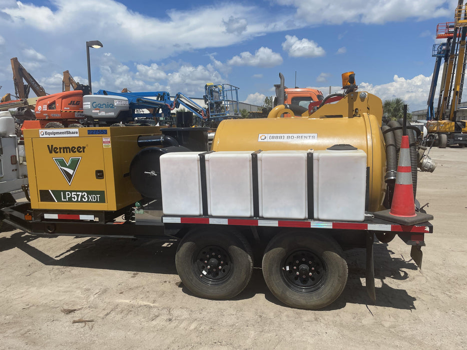 2022 VAC-TRON LP573XDT