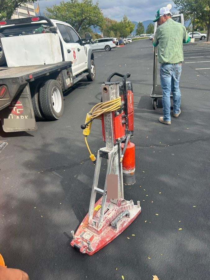 2020 HILTI DD250E