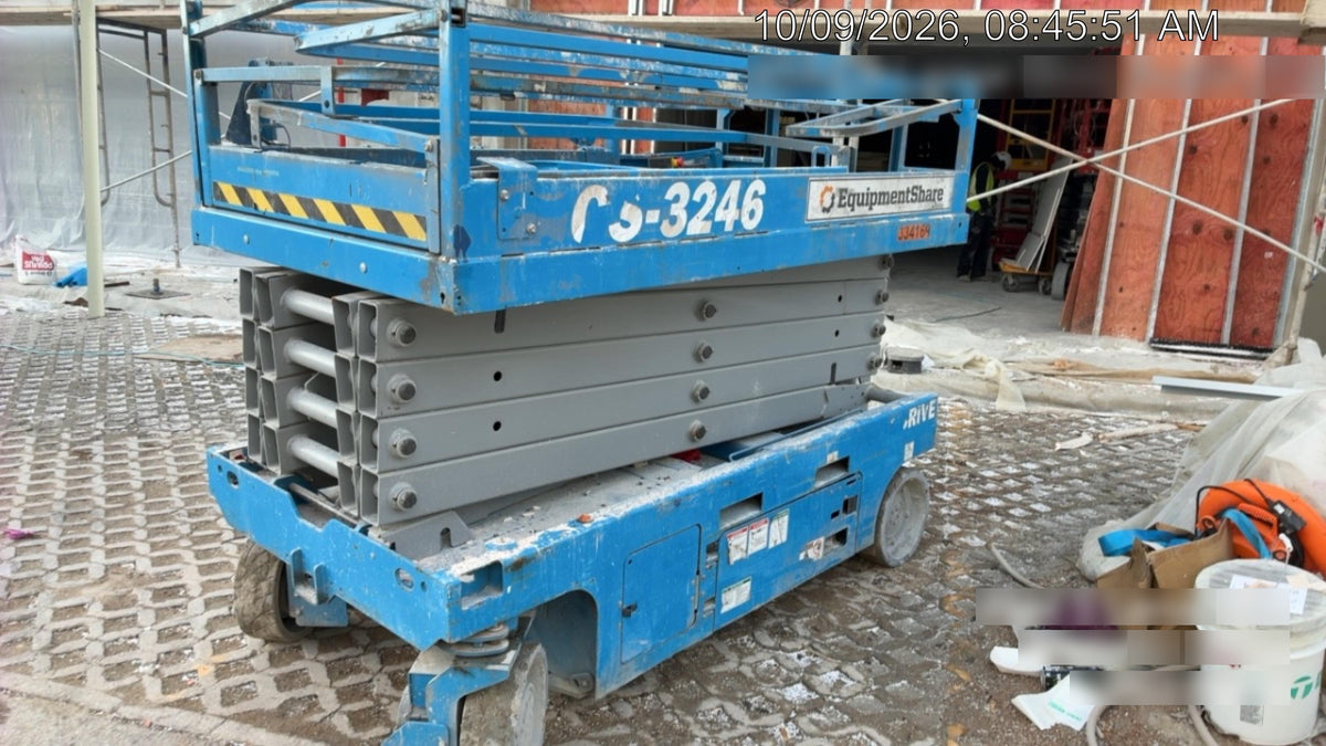 2023 GENIE GS-3246