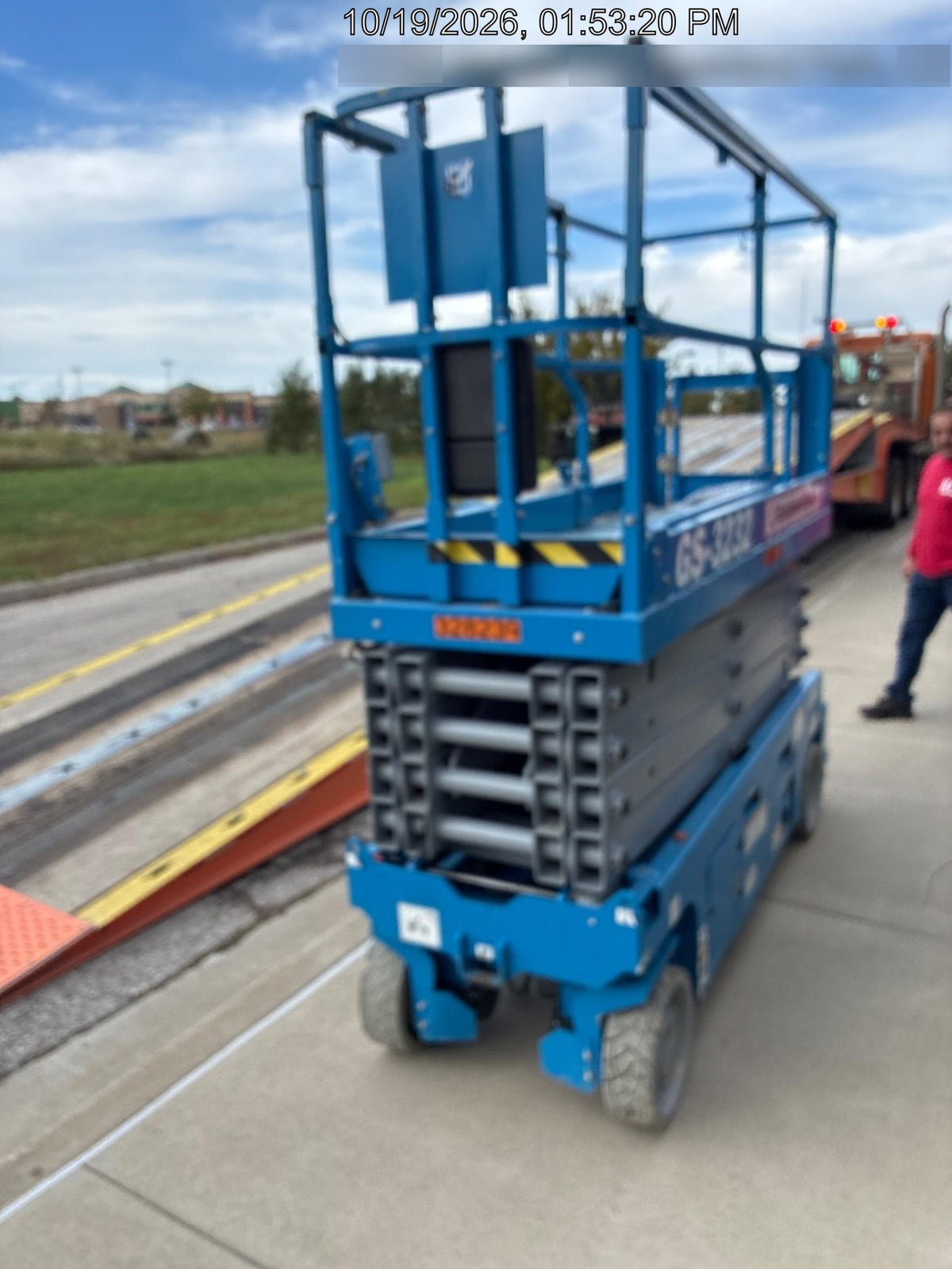 2023 GENIE GS-3232