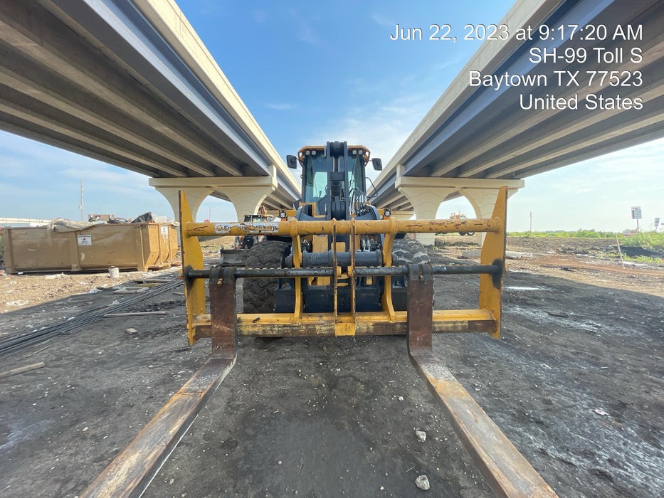 2020 JOHN DEERE 96" Loader Fork Carriage - John Deere