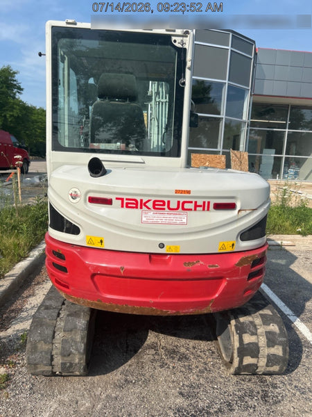 2022 TAKEUCHI TB250-2CR