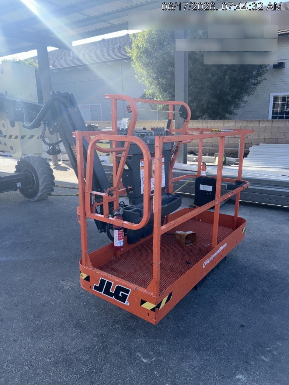 2025 JLG 450AJ