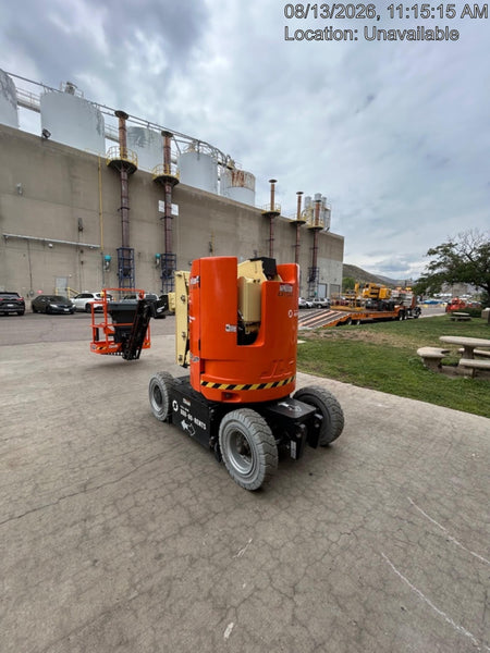 2024 JLG E300AJP