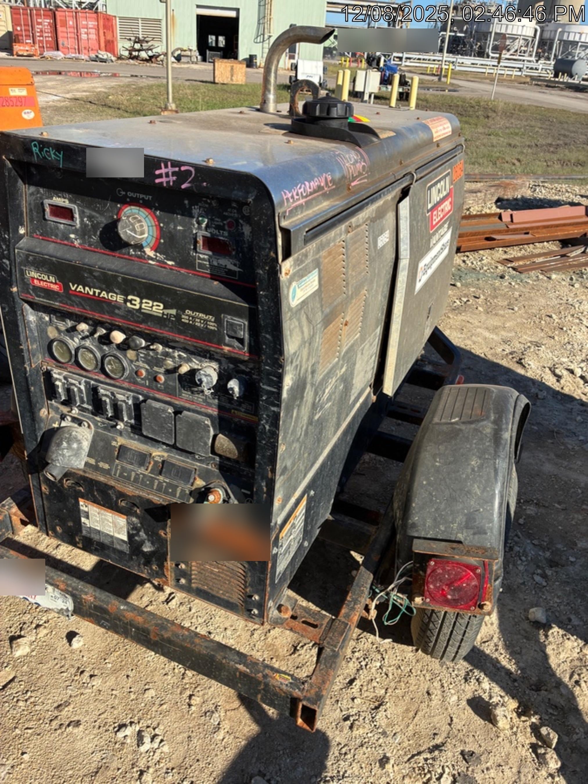 2019 Lincoln Electric Vantage 322 Lincoln Vantage 322 Welder w/Trailer, Light Kit, Cable Rack