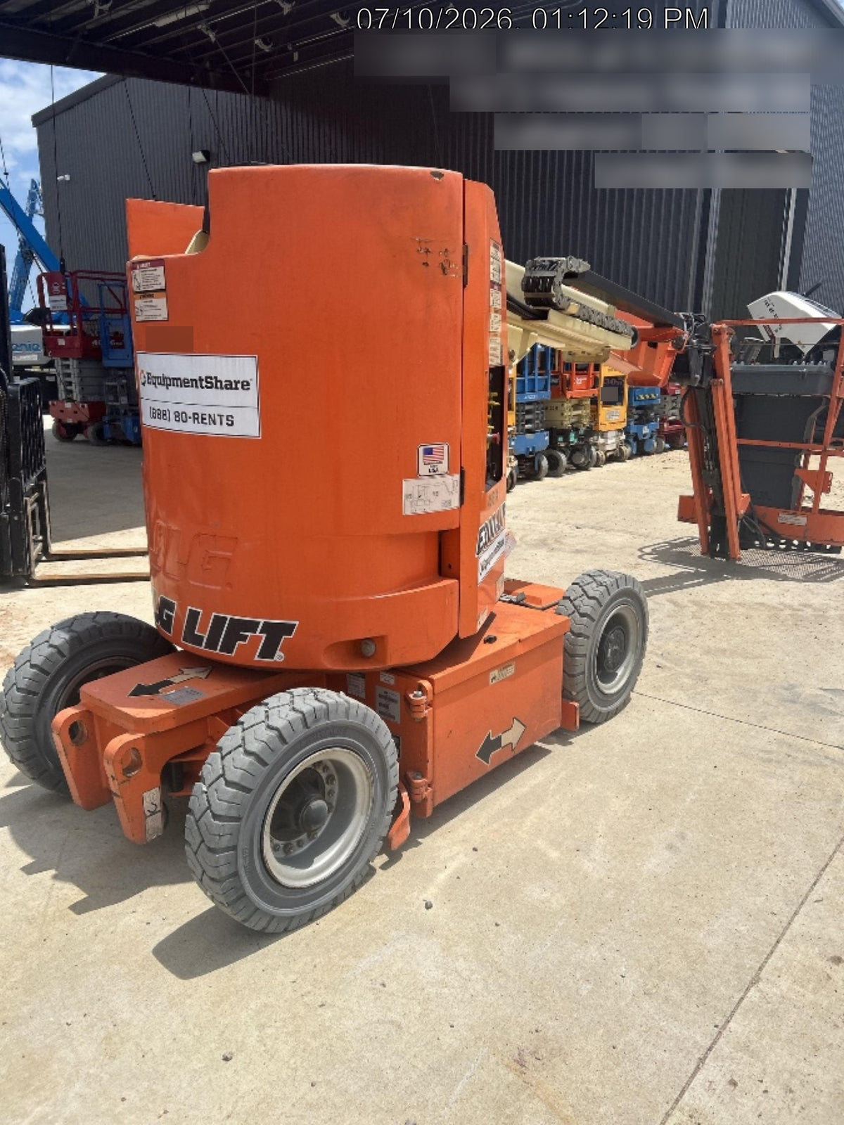 2019 JLG E300AJP