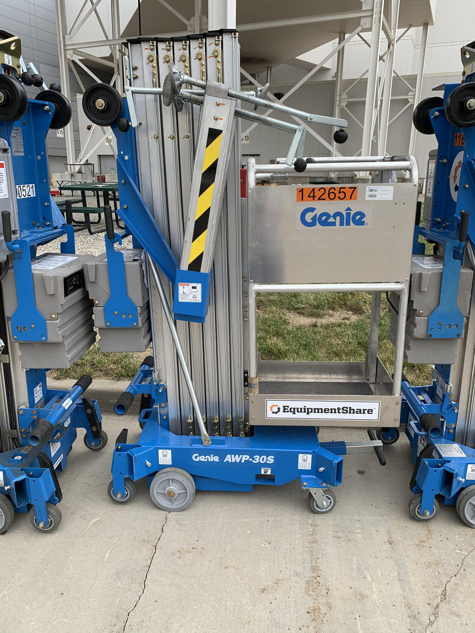 2021 GENIE AWP-30S DC