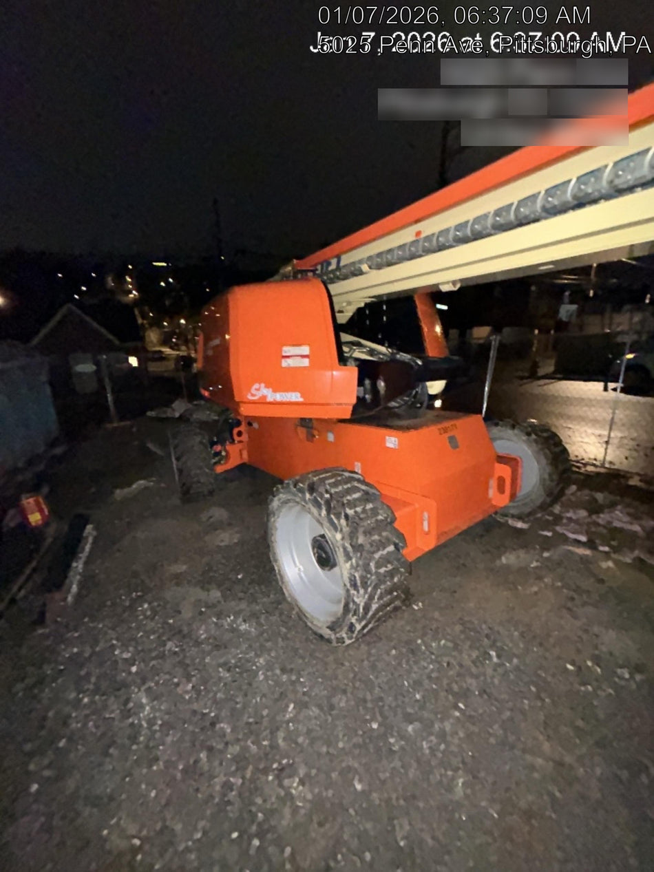 2022 JLG 660SJ