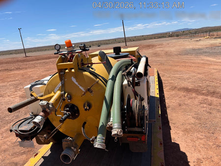 2021 VAC-TRON LP573XDT