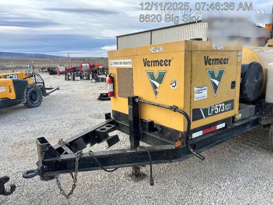 2022 Vac-Tron LP573XDT T4 Koehler Diesel Engine, 500 Gallon Debris Tank, x2 100 Gallon Water Tanks