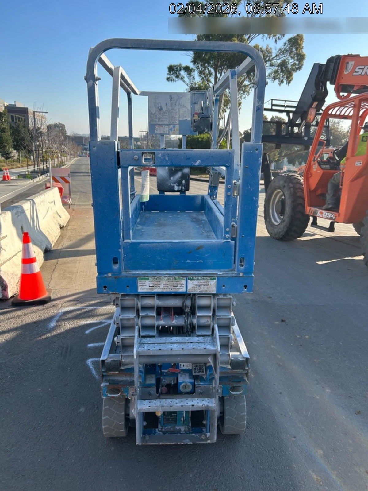 2019 Genie GS-1930 Half Height Swing Gate, 800W Inverter