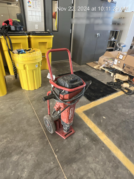 2023 HILTI TE 3000-AVR