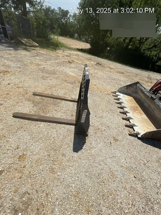 2024 PALADIN 72" Skid Steer Forks