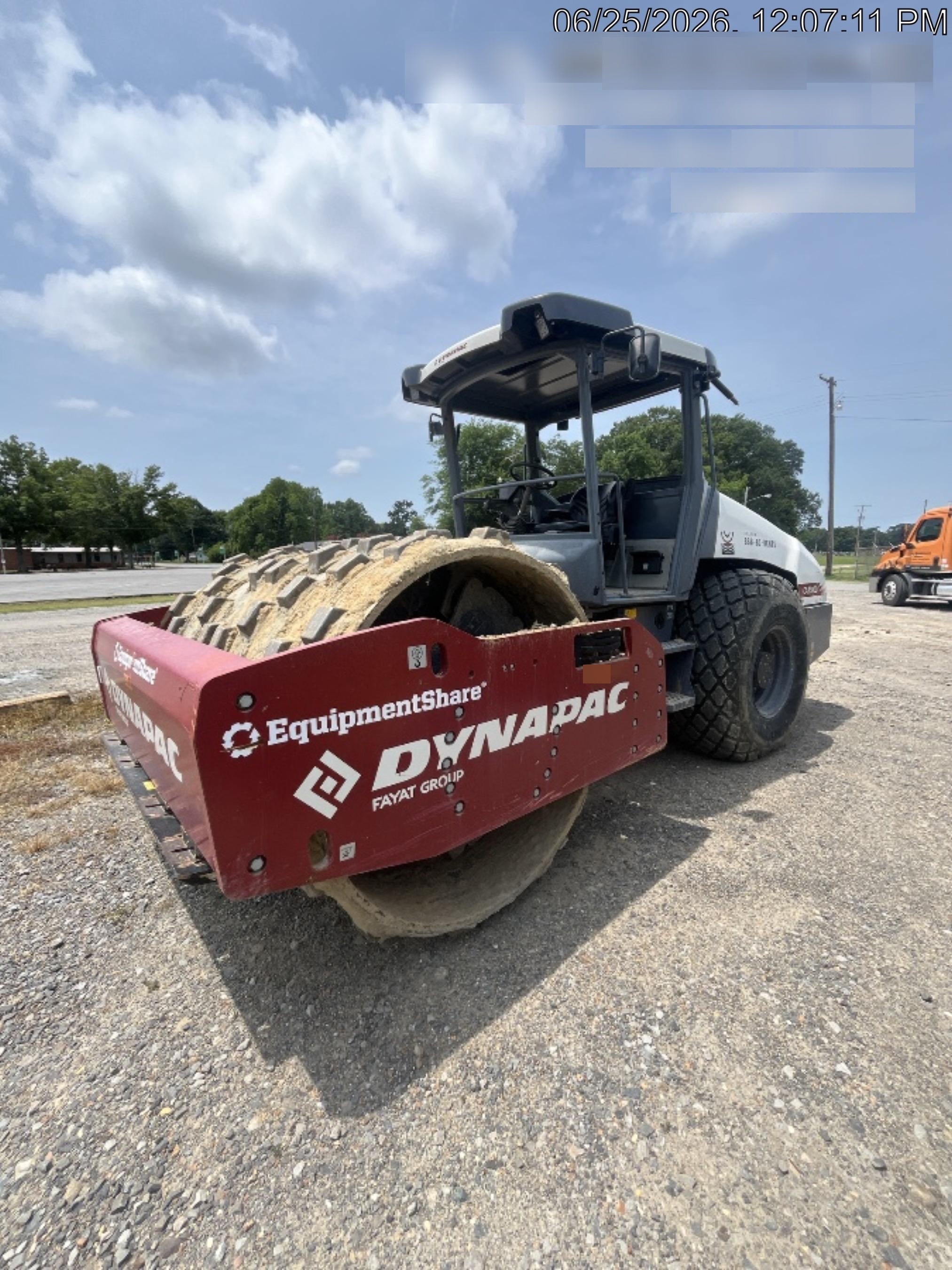 2024 DYNAPAC CA2500D