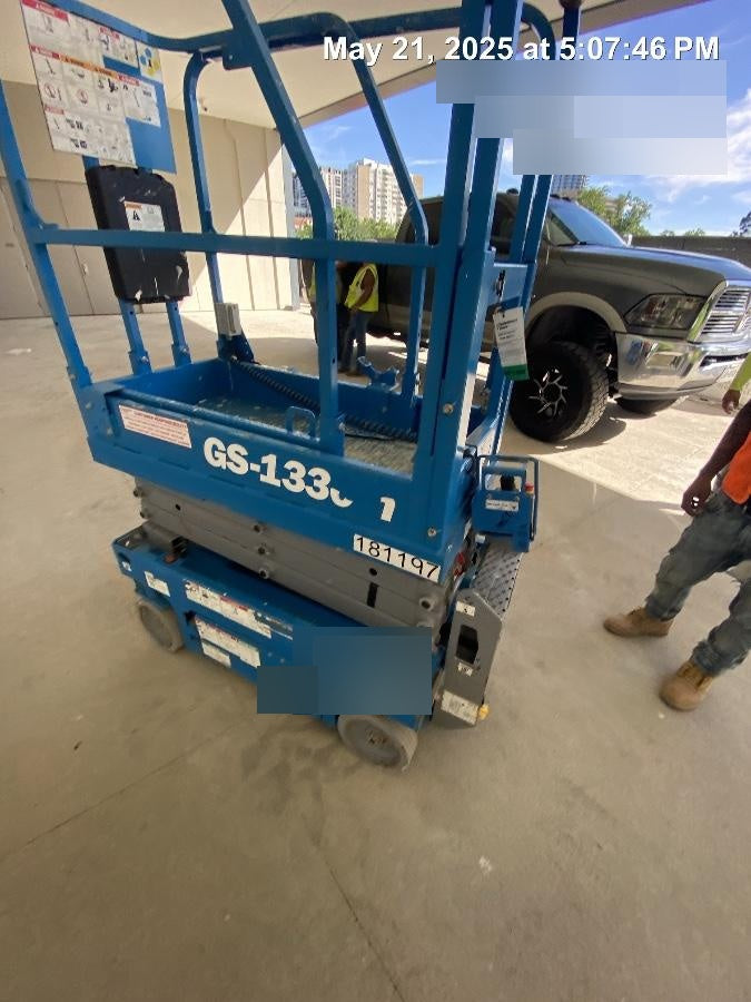 2021 GENIE GS-1330m