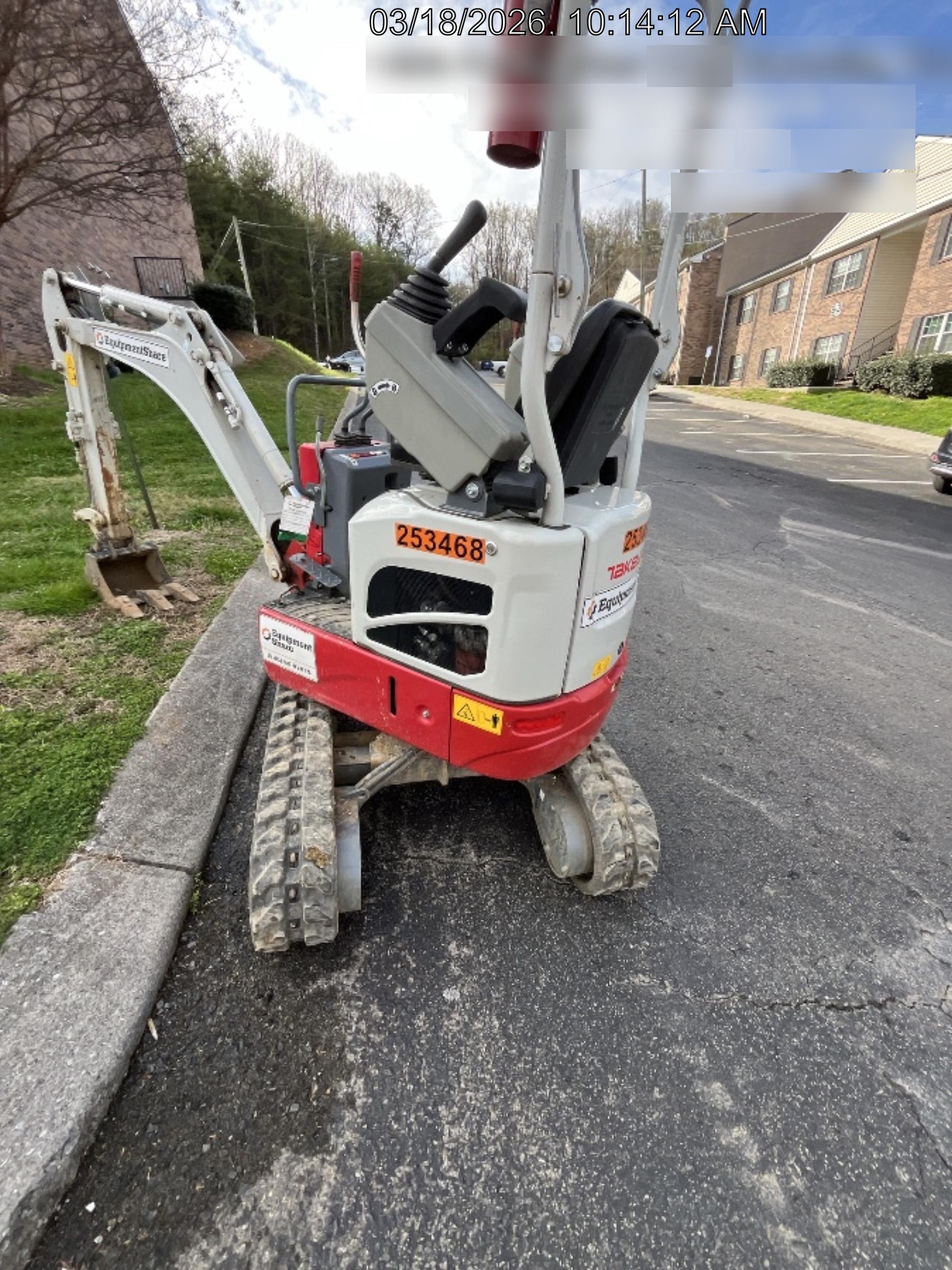 2022 TAKEUCHI TB210R