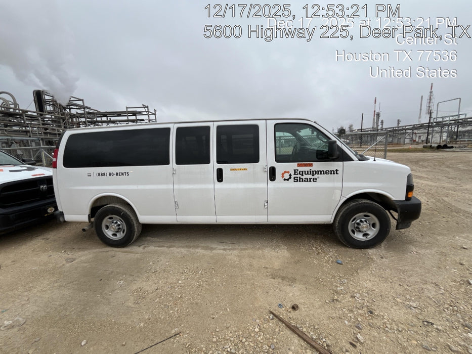2025 CHEVROLET Express Van - Rental