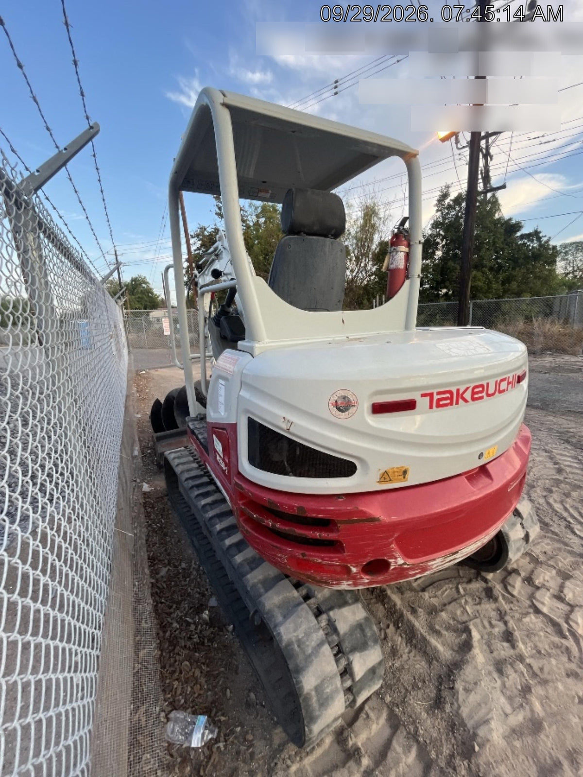 2021 TAKEUCHI TB250-2