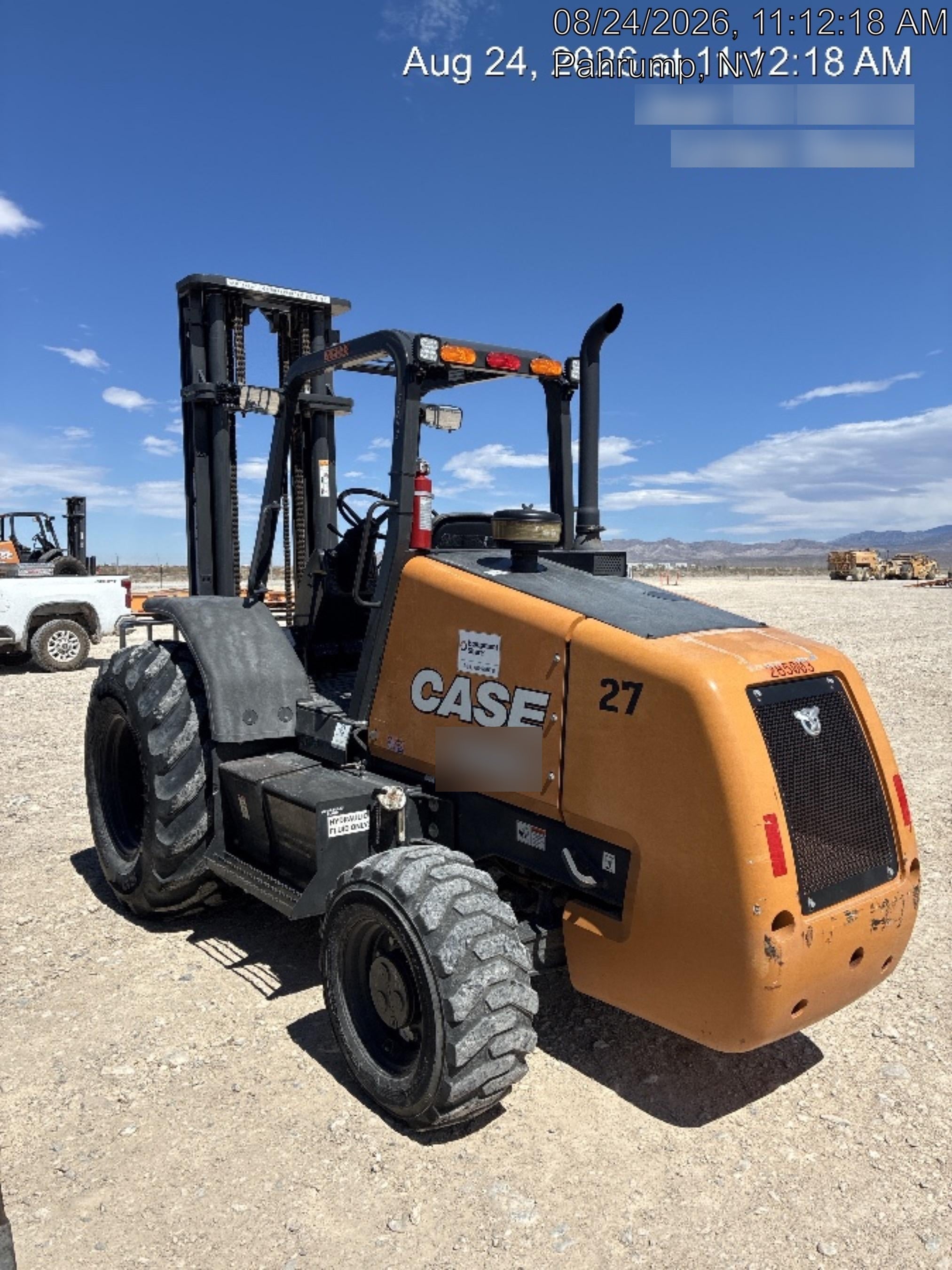 2023 CASE 588H