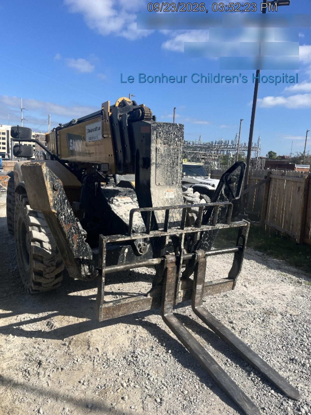 2023 SANY STH1056