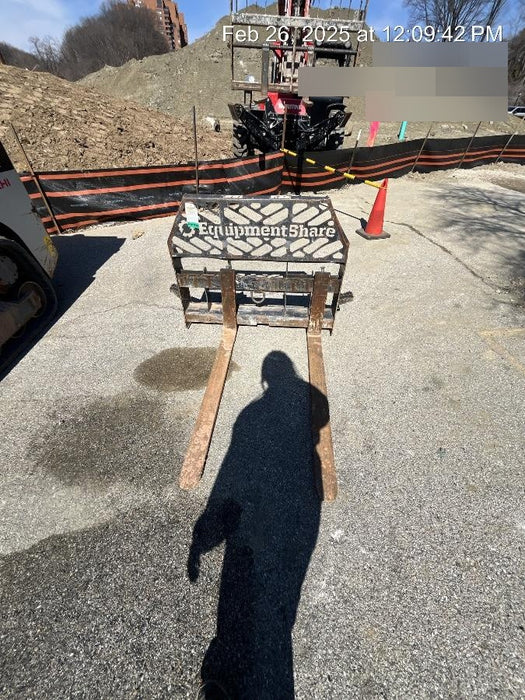 2020 PALADIN 48" Pallet Forks - Paladin