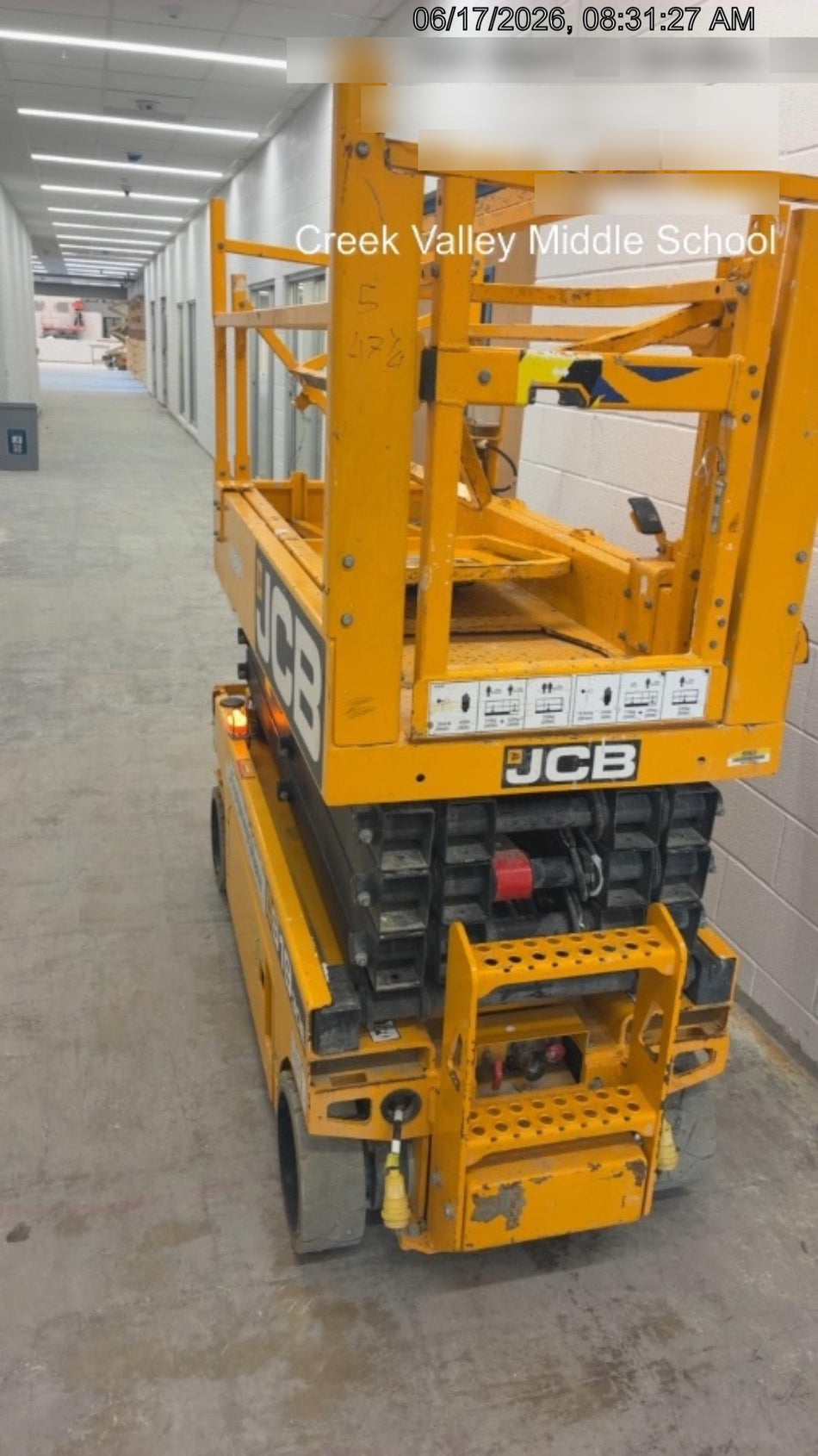 2023 JCB S1930E