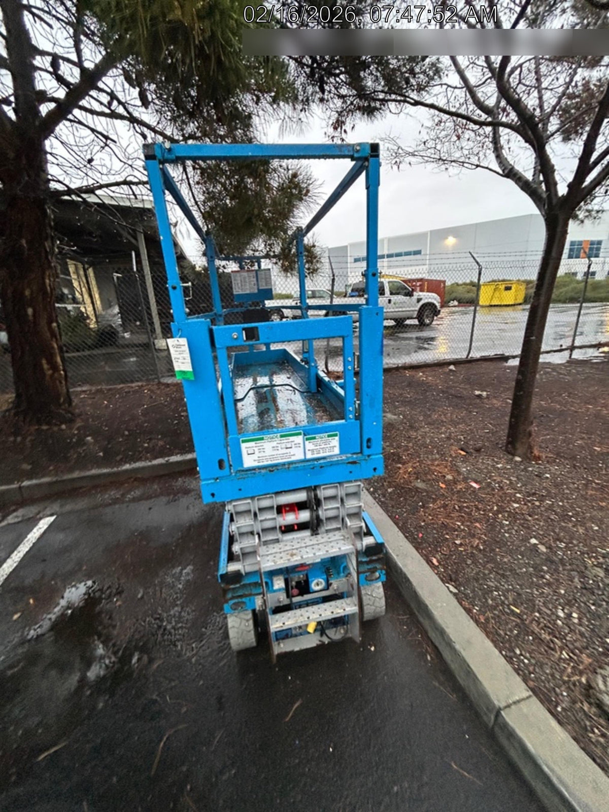 2020 Genie GS-1930 Solid Non Marking Tires, Beacon, Folding rails with half height swing gate, 800W Inverter