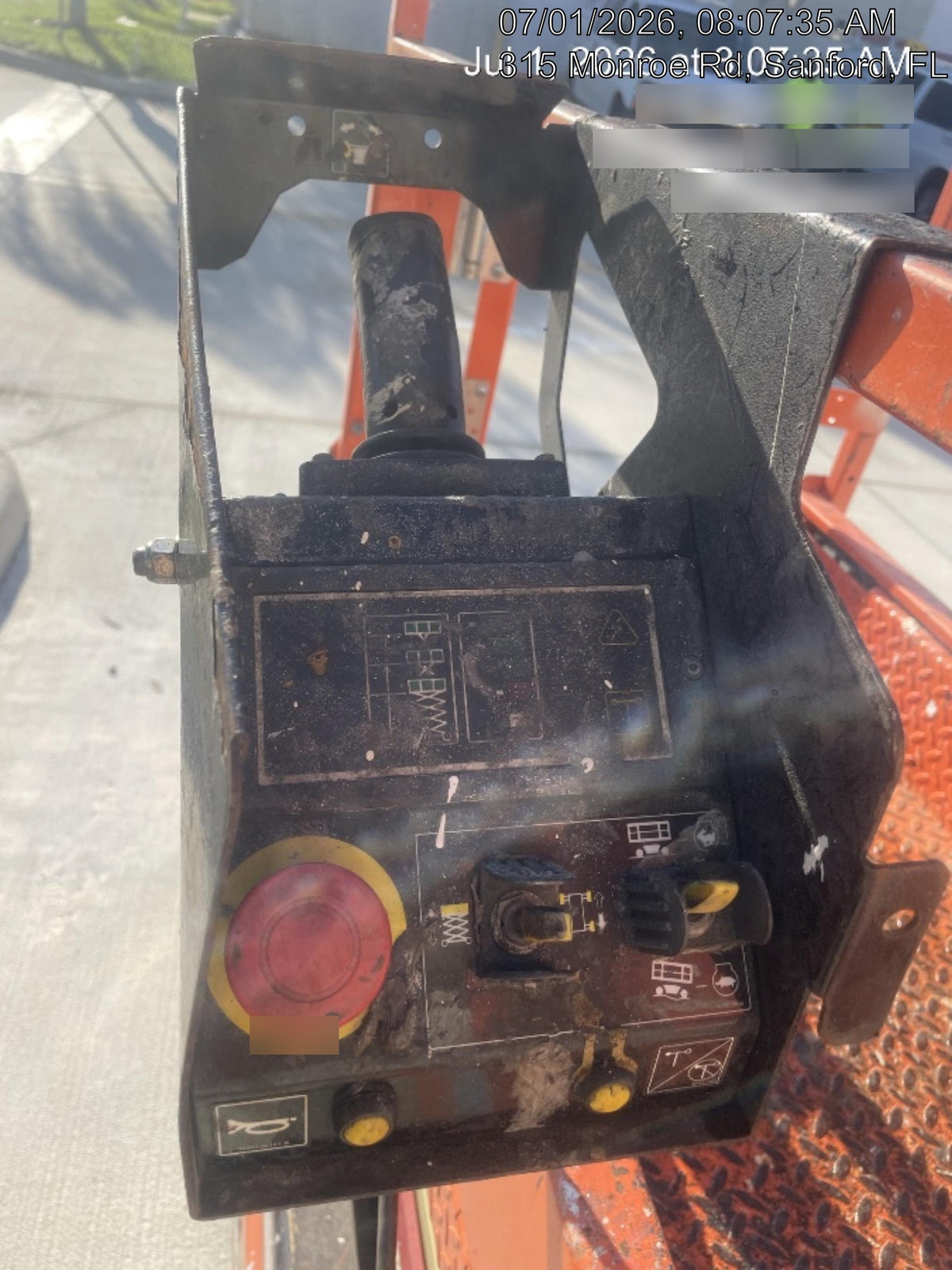 2022 JLG ES1932