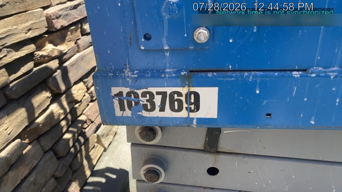 2020 Genie GS-1930 Solid Non Marking Tires, Beacon, Folding rails with half height swing gate, 800W Inverter