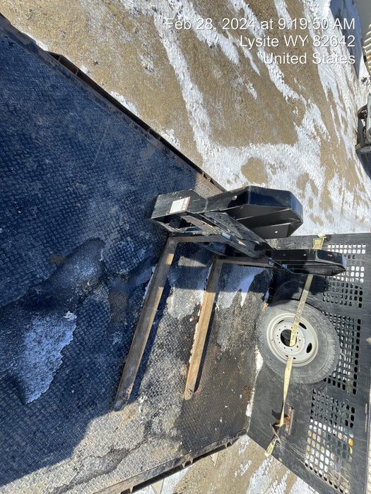 2022 TAKEUCHI 48" Pallet Forks - Takeuchi