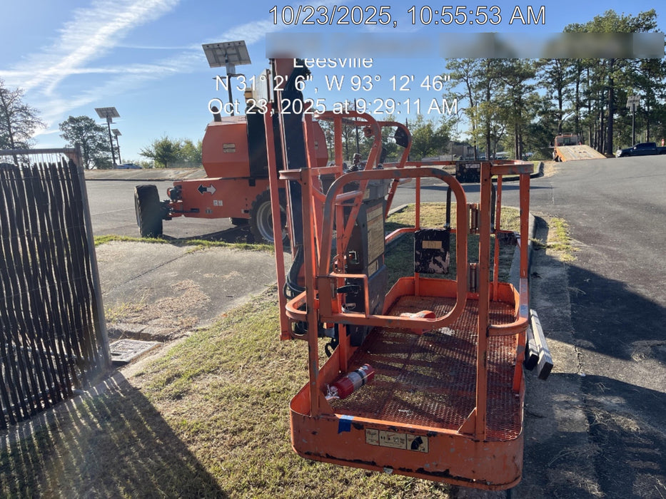 2020 JLG 800AJ