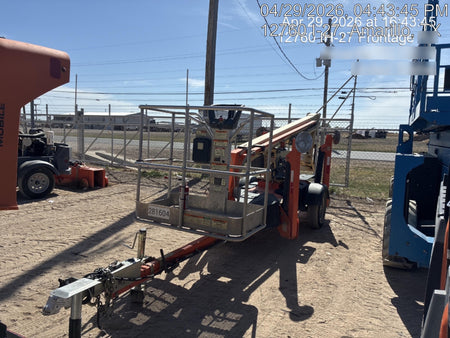 2022 JLG T350