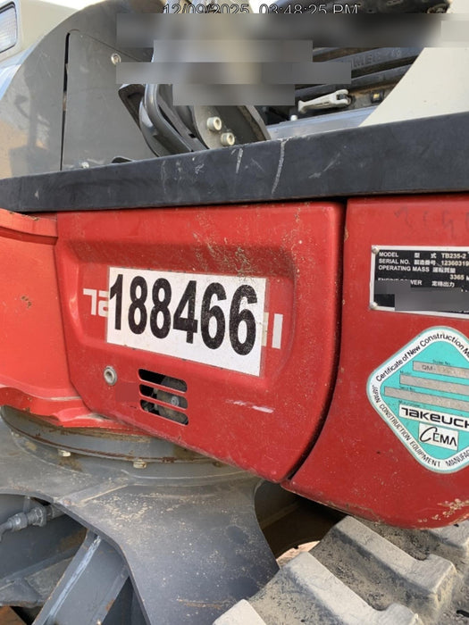 2021 TAKEUCHI TB235-2R