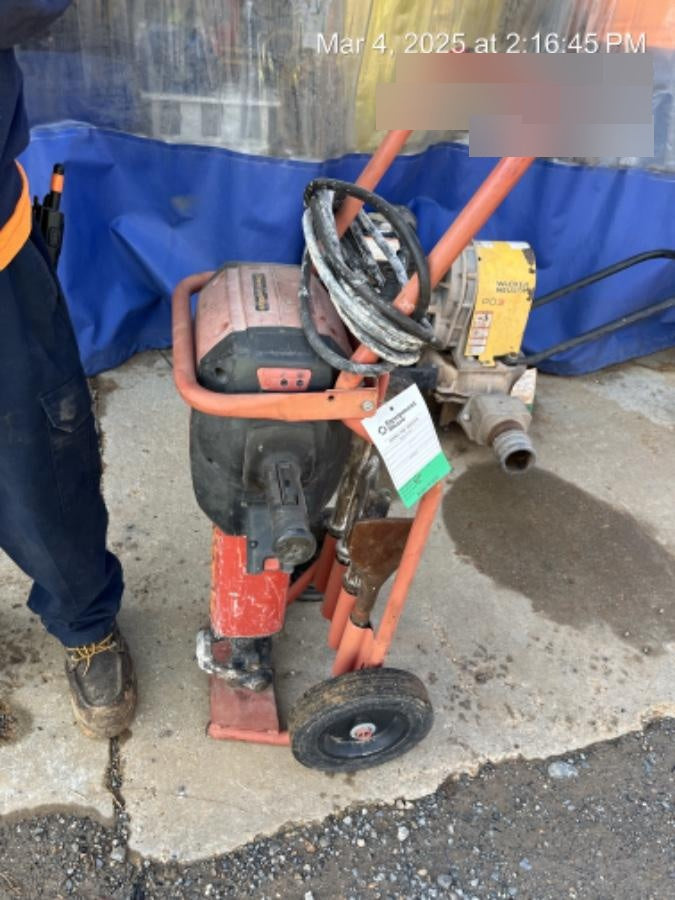2020 HILTI TE 3000-AVR