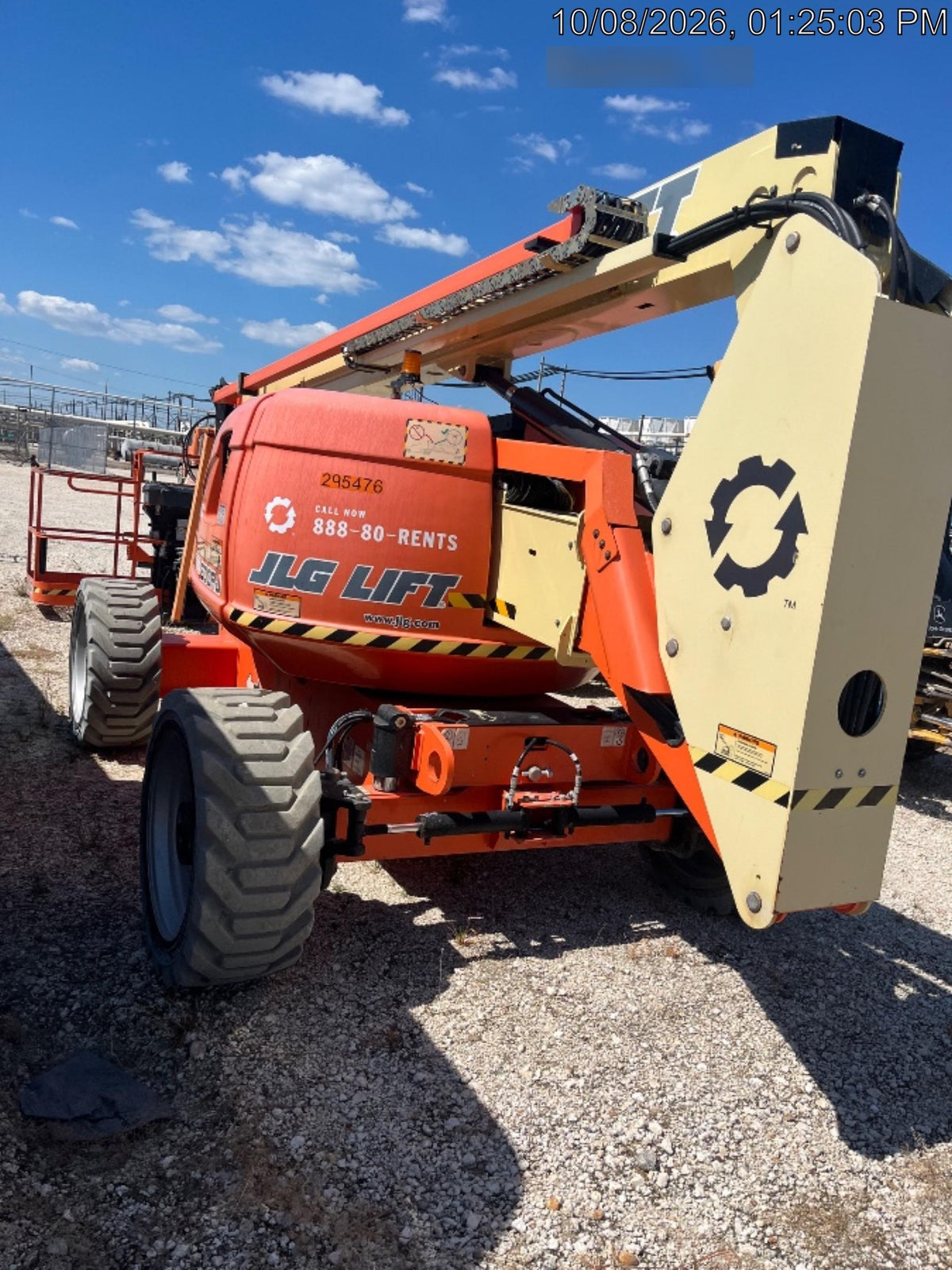 2023 JLG 600AJ