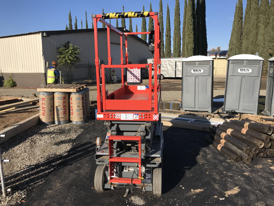 2020 Skyjack SJIII-3219 Solid NM Tires, Half height spring hinged entry gate, Dual Beacons, 800W Inverter