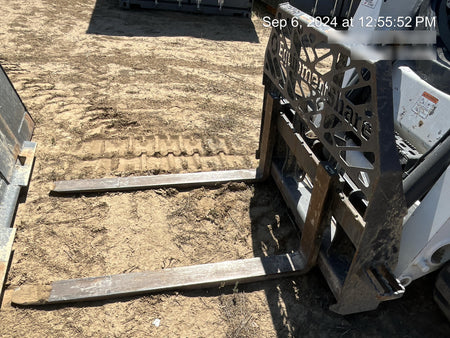 2021 PALADIN 48" Pallet Forks - Paladin