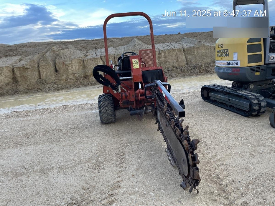2018 DITCH WITCH RT45A