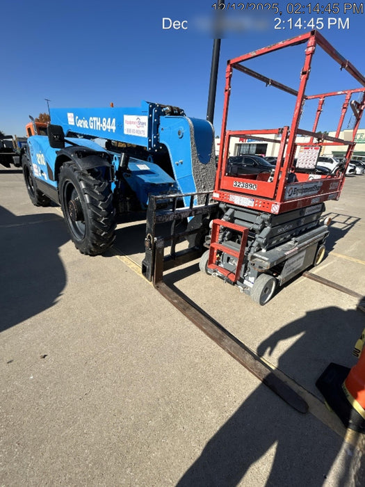 2017 Genie GTH-844 Genie GTH 844, Solid Tires, 60" carriage, Open ROPS