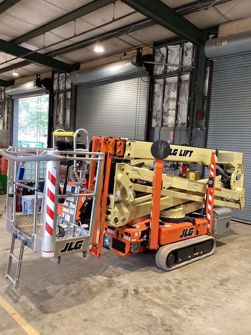 2022 JLG X600AJ