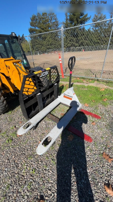 2024 NORTHERN TOOL 4,400 Lb Pallet Jack