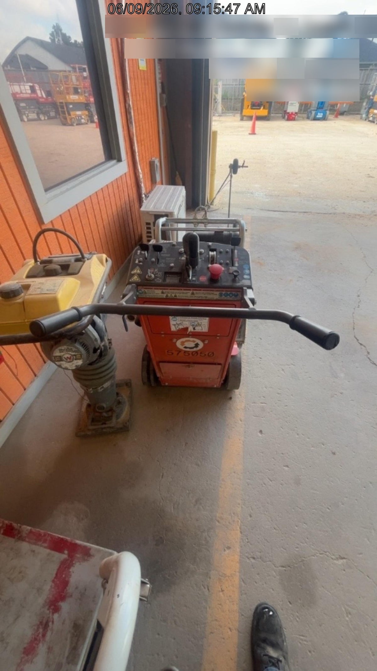 2025 HUSQVARNA FS520