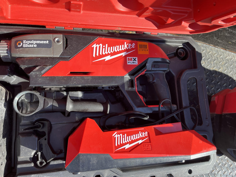 2022 MILWAUKEE MXF301-2CXS