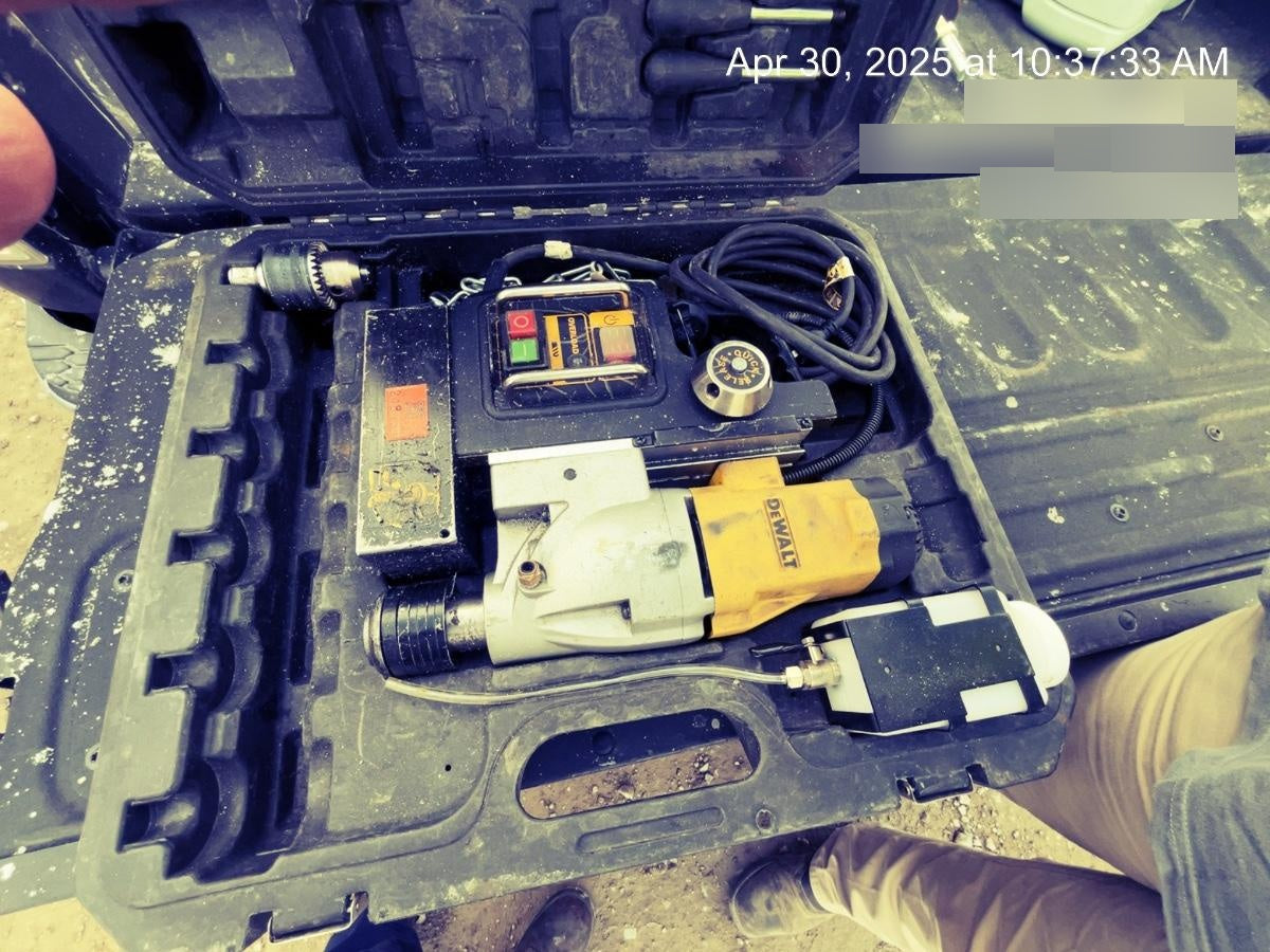 2022 DEWALT DWE1622K