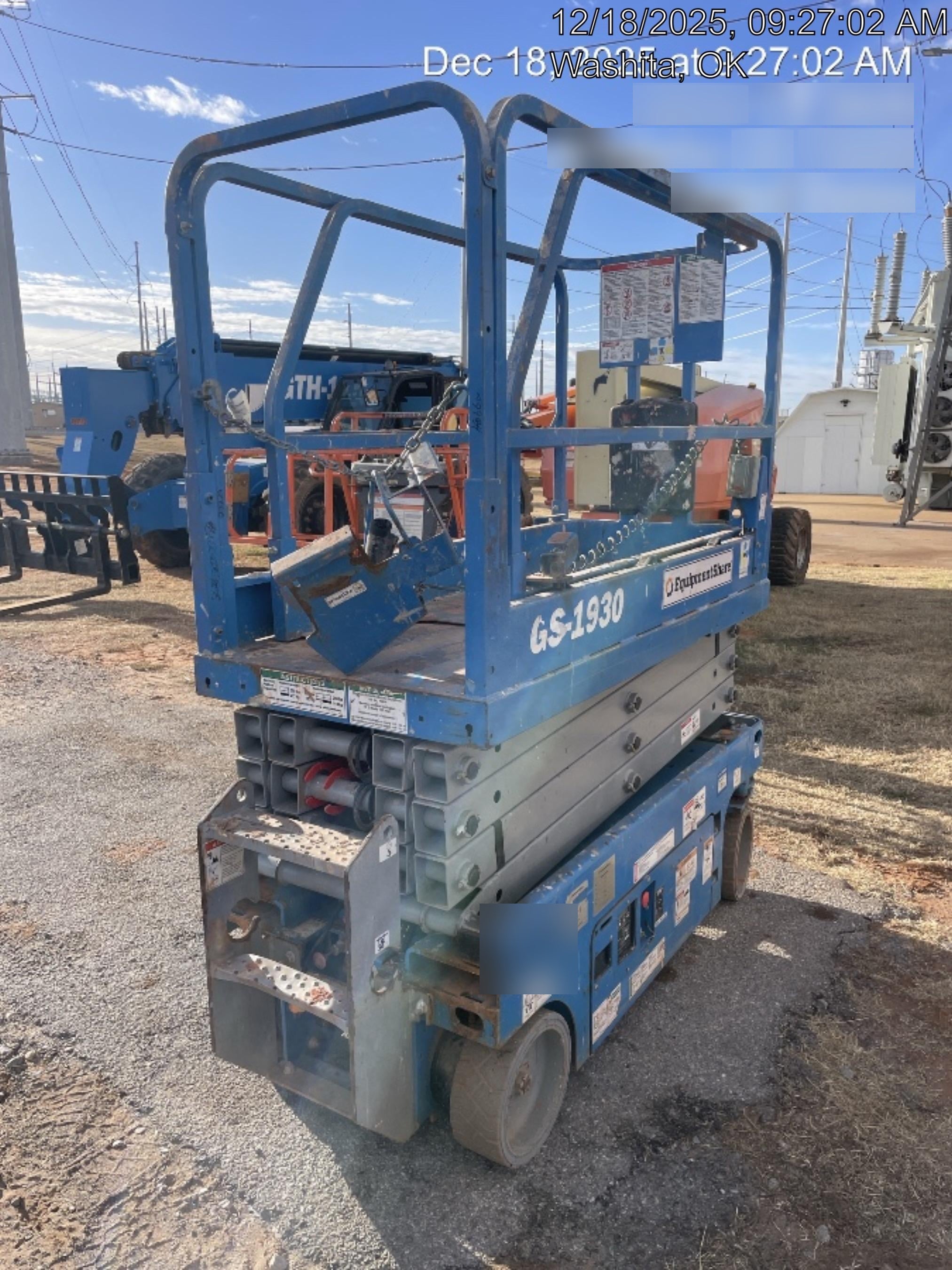 2019 Genie GS-1930 Fixed rails with chain Entry