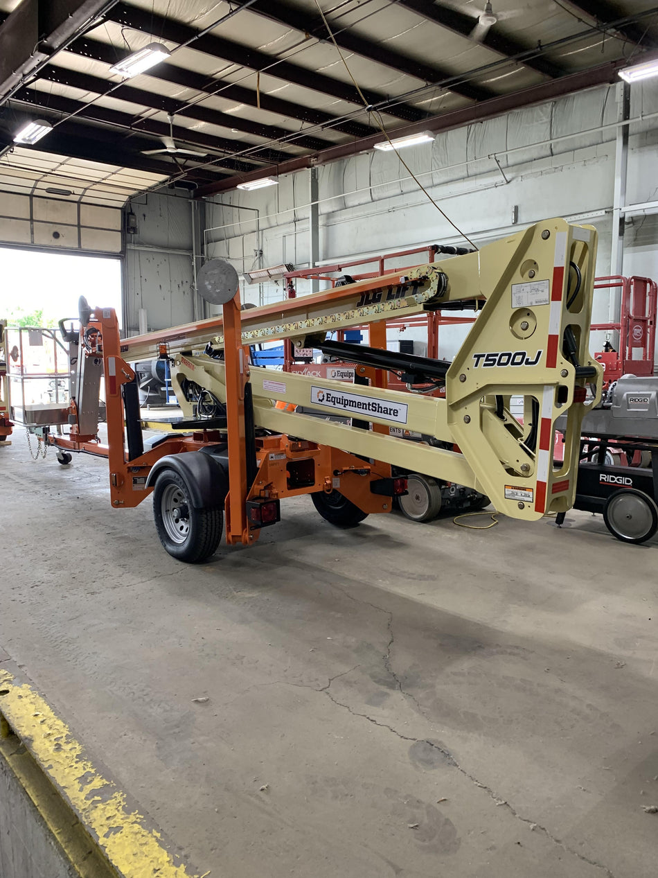 2022 JLG T500J