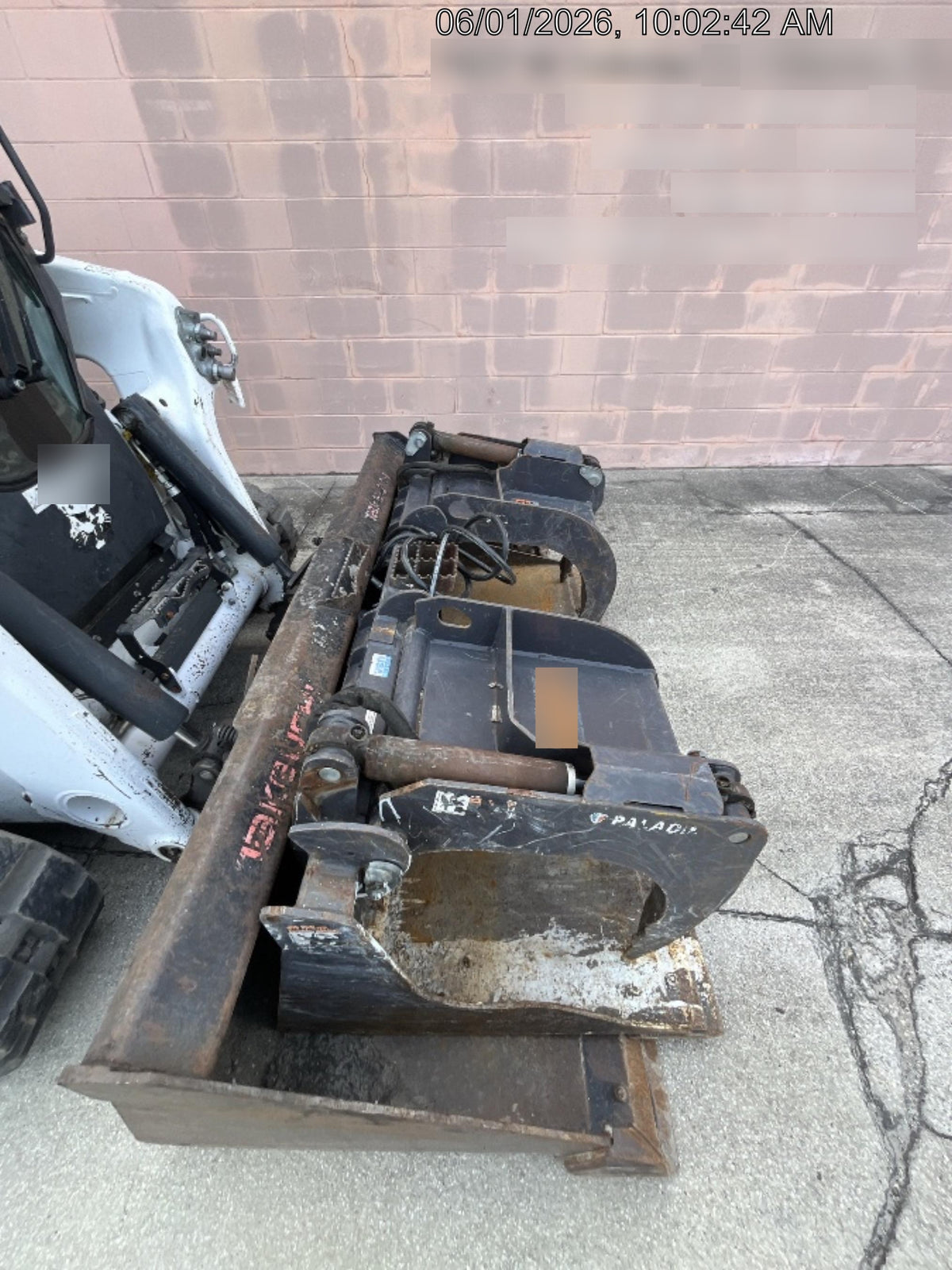 2020 PALADIN 72" Scrap Grapple Bucket - Paladin
