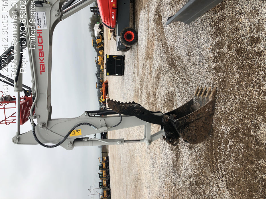 2020 TAKEUCHI TB250-2C