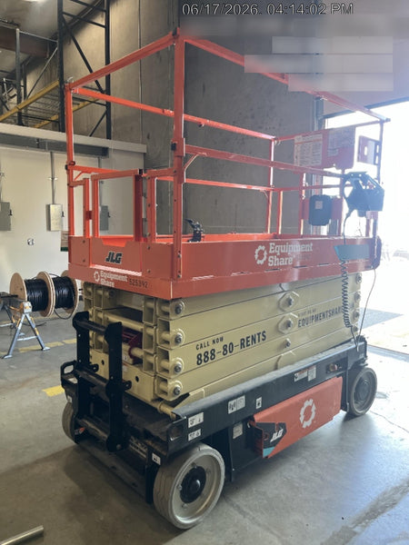 2025 JLG ES3246
