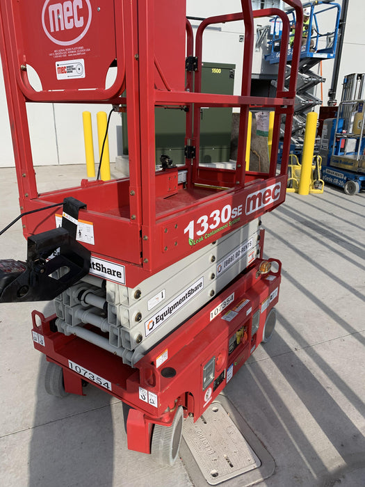 2020 MEC 1330SE Solid NM Tires, Steel Swing out Doors, LCS, Beacon, 900W Inverter